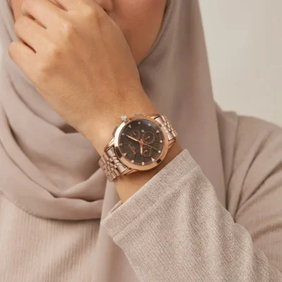 ساعت مچی زنانه سیکو بند استیل رزگلد صفحه مشکی طرح سه موتور با تقویم